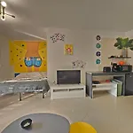 Pop Art Casino Vibe! Apartament Gruissan