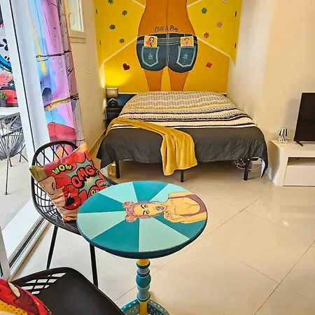 Pop Art Casino Vibe! Apartment