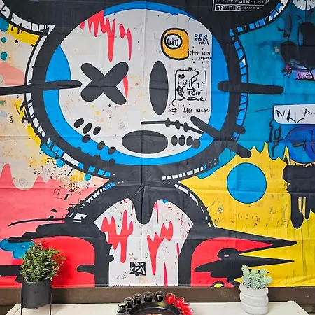 Pop Art Casino Vibe! * Gruissan